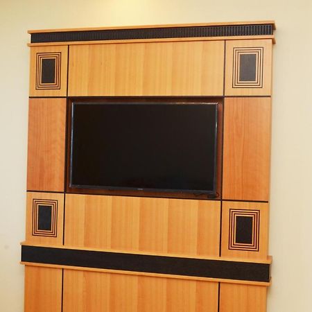 Nooh Tower Apartment Al Hidd Bagian luar foto