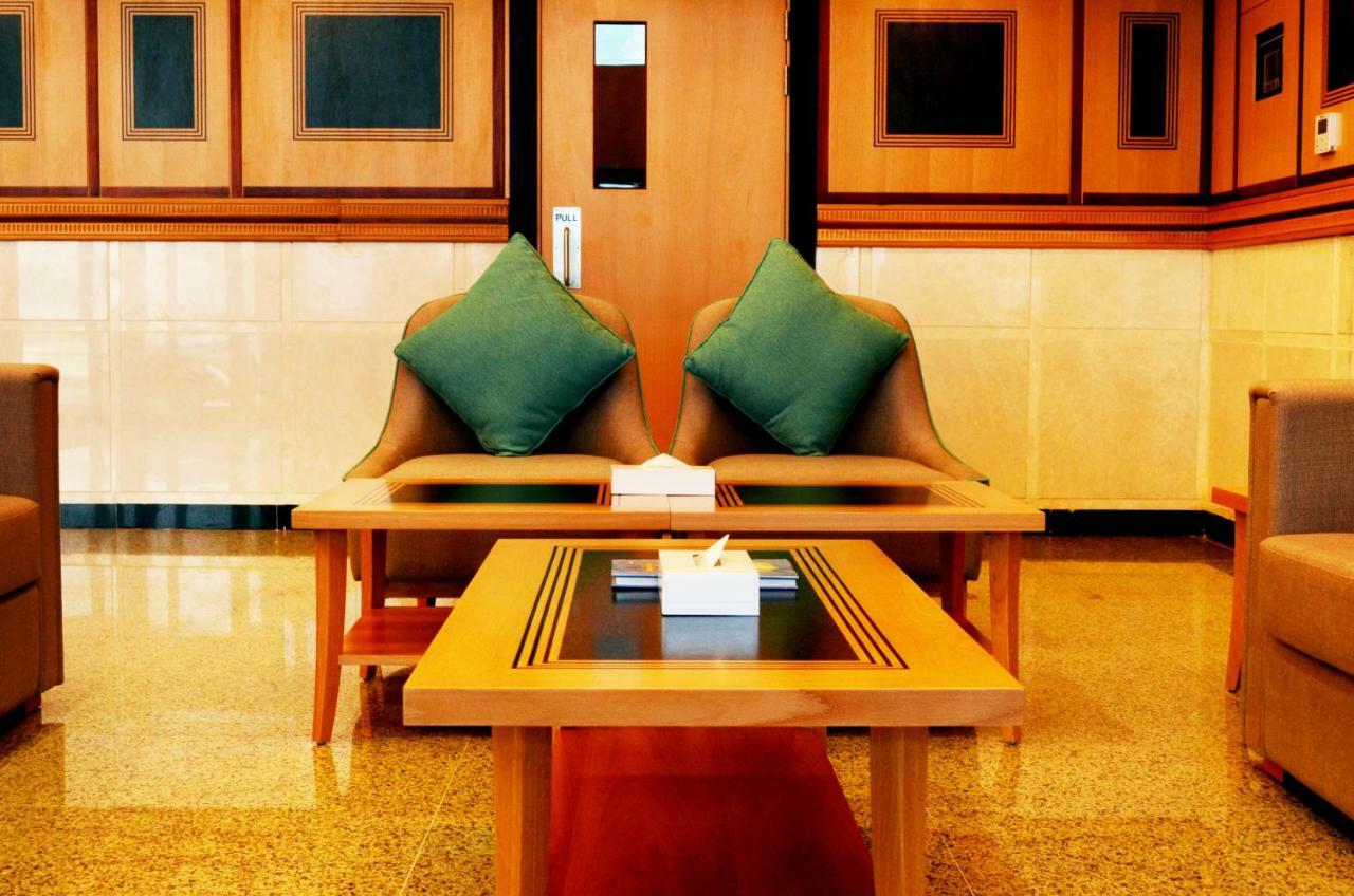 Nooh Tower Apartment Al Hidd Bagian luar foto
