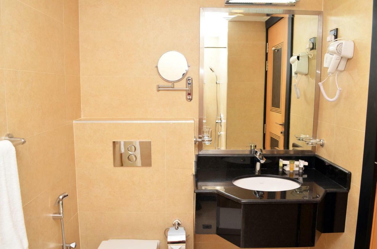 Nooh Tower Apartment Al Hidd Bagian luar foto